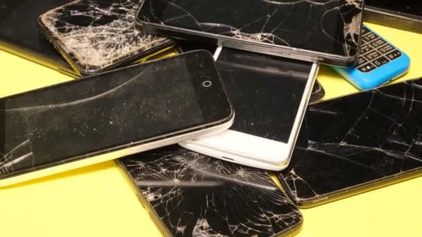 Close Used Smartphones Broken Screen Repair Smartphones Disposal Gadgets — Stock Video