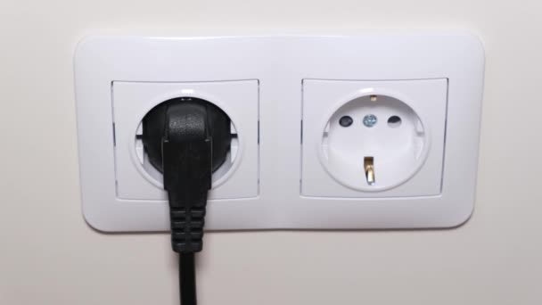 Turning Electrical Appliances Electrical Outlet House Careful Household Appliances Fire — Video Stock