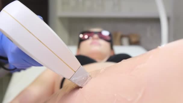 Led Laser Hair Removal Beauty Salon Cosmetologist Removes Hair Beautiful — Vídeo de Stock