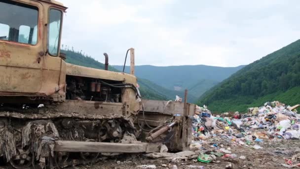 Landfill Unsorted Garbage Tractor Landfill Lots Plastic Garbage Unsanitary Toxic — Vídeo de Stock