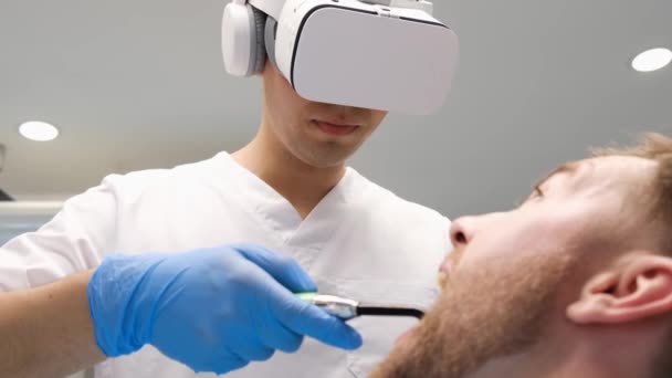 Dentistry Future Dentist Help Glasses Cleans Teeth Latest Dental Office — Stok video