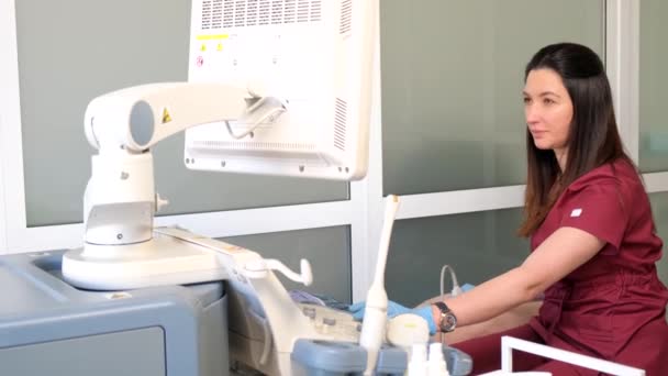 Teknologi Ultrasound Telah Digunakan Untuk Mendiagnosa Berbagai Cedera Termasuk Patah — Stok Video