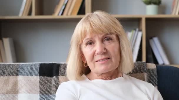 Beautiful Portrait Retired Australian Woman Looking Thoughtfully Out Window Social — стоковое видео
