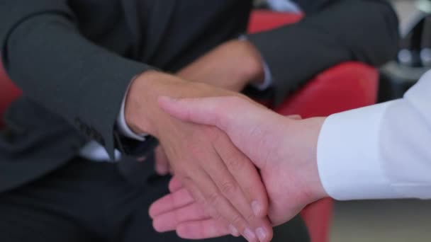 Close Business People Shaking Hands Successful Corporate Partnership Agreement Business — 图库视频影像
