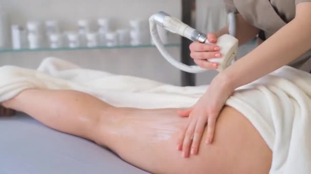 Vakuum Massage Schönheitssalon Cellulite Korrektur Der Figur Eine Frau Schönheitssalon — Stockvideo