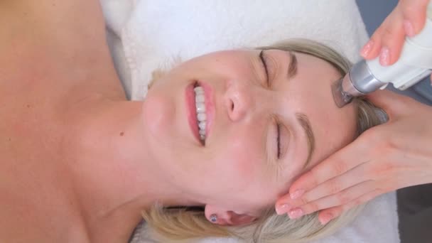 Procédure Massage Facial Sous Vide Dans Salon Beauté Médical Barbe — Video