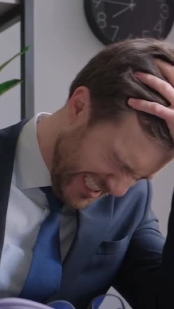 Nervous Office Worker Grabs His Head Problems Work Angry Business — Video Stock