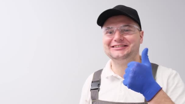 Portrait Construction Worker Showing Thumb Studio White Background — Stock Video