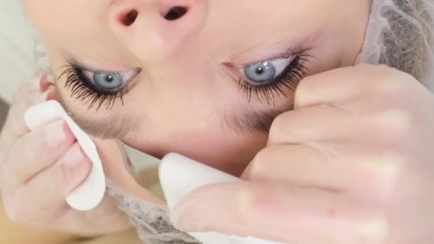 Detailní Záběr Krásné Ženy Obličeje Během Ultrazvukového Peelingu Kůže Lázeňském — Stock video