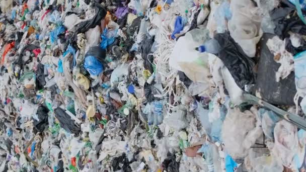 Plastflaskor Och Påsar Med Föroreningar Havet Problemet Med Miljöföroreningar Problemet — Stockvideo