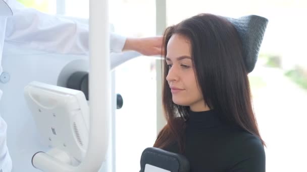Beautiful Brunette Does Exercises Back Spine Health Center Modern Simulators — Stock Video