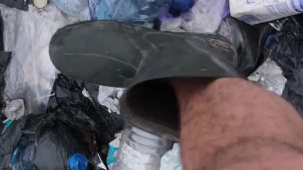 Okyanus Sahilindeki Plastik Çöpler Ekolojik Felaket Gezegeni Zehirli Atıklardan Koru — Stok video