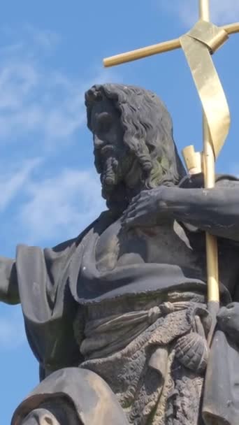 Statue Sur Pont Pragues Charles Monument Historique République Tchèque Incontournable — Video