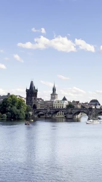Karlův Most Staroměstská Věž Vltava Praze Koncept Světového Cestování Zájezdů — Stock video