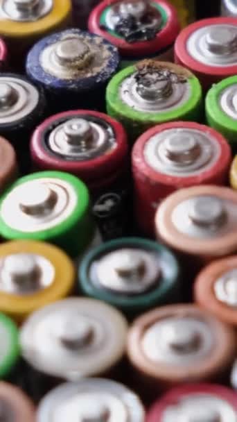 Mise Point Sélective Grand Nombre Batteries Différents Formats Concept Déchets — Video