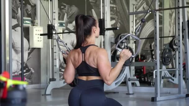 Sporty Woman Exercising Multistation Gym Arm Shoulders Muscles Fitness Exercising — Stock Video