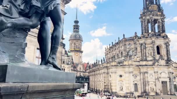 信じられないほど美しい建築とドレスデンの古代都市 ドイツ — ストック動画