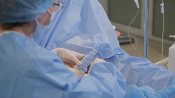 Φλεβεκτομή Γίνεται Γενική Νωτιαία Αναισθησία Χειρουργοί Εργάζονται Στην Κλινική — Αρχείο Βίντεο