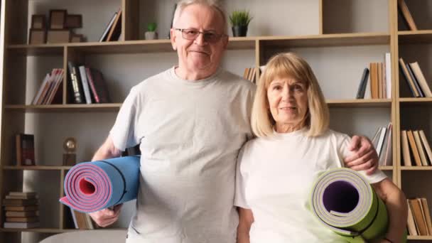 Elderly Couple Preparing Fitness Workout Holding Sports Mats Hands — Stock Video