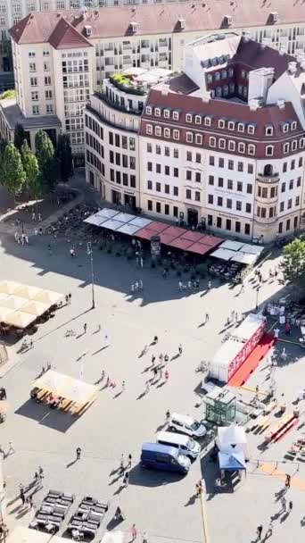 Flygfoto Över Byggnadernas Arkitektoniska Centrum Dresden Tyskland Vertikal Video — Stockvideo