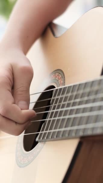 Detailed View Someones Hand Playing Guitar Musical Instrument Plucked String — Stock Video