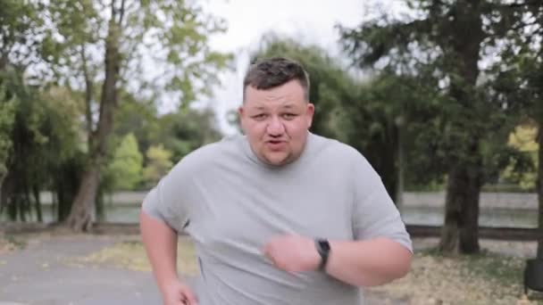 Very Fat Young Man Running Park Overweight Man Loses Weight — Stock Video