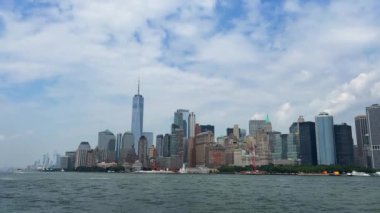 Manhattan 'ın ortasındaki New York şehrinin gökyüzü manzarası. ABD, New York, New York, Manhattan. Amerikan büyük şehri. - Evet. Yüksek kalite 4k görüntü