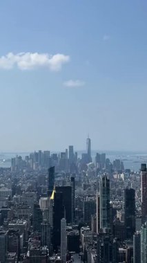 New York şehrinin merkezi kısmı. Yüksek binalar, Manhattan 'ın gökdelenleri. Dünyaca ünlü Manhattan.