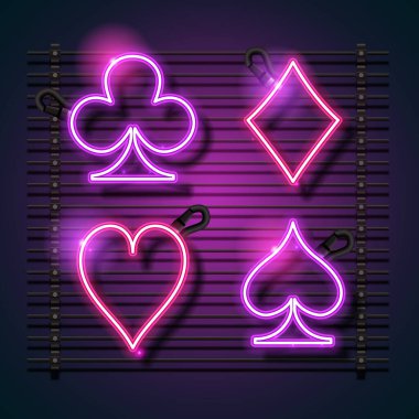 Kart oynayan sembollerin vektör kümesi.