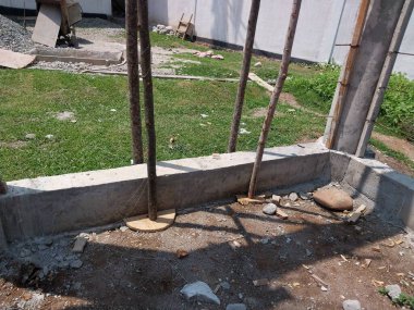 Formaliteleri yeni açılan bir yapı sütunu