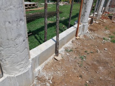 Formaliteleri yeni açılan bir yapı sütunu