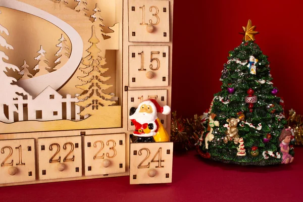 Tahta takvim. Sürdürülebilir Noel, sıfır atık, çocuklar mevsimlik aktiviteler.....