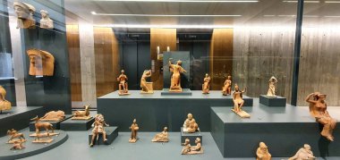 Çanakkale, Türkiye - 17 Eylül 2021: Türkiye 'nin Çanakkale kentinde Truva Müzesi iç görünümü