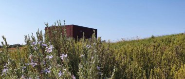 CANAKKALE, TURKEY - 17 Eylül 2023 Troya Müze Binası. Antik Truva Arkeoloji Müzesi (Ilion).