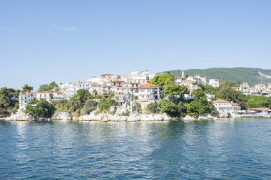 Yunanistan 'daki tatil beldesi Skiathos' un manzarası