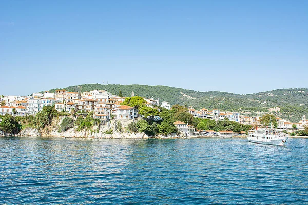 Yunanistan 'daki tatil beldesi Skiathos' un manzarası