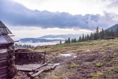 Karpat Dağları 'ndaki Ukrayna manzarası