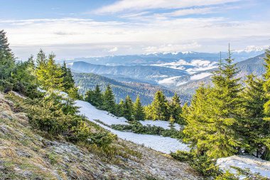 Karpat Dağları 'ndaki Ukrayna manzarası