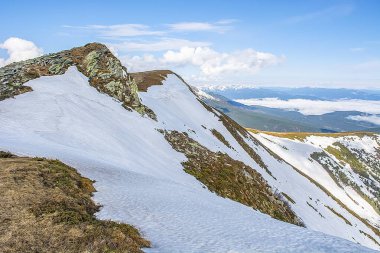 Karpat Dağları 'ndaki Ukrayna manzarası