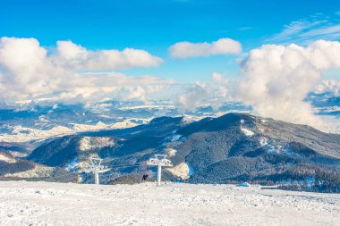 Karpat Dağları 'ndaki Ukrayna manzarası
