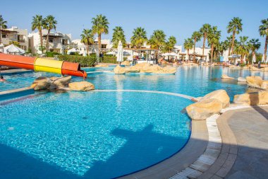 Mısır turist ve güzel bir ülkedir.