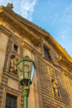 Çek Cumhuriyeti 'nin en büyük şehri Prag' dır.