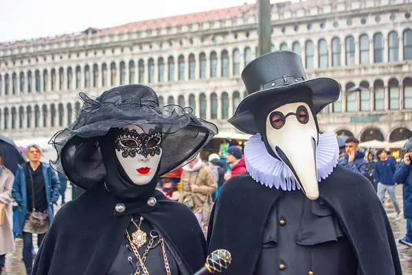 İtalya, Venedik 'te yıllık karnaval
