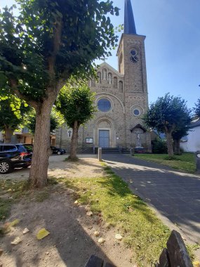 Güzel kilise şehirde