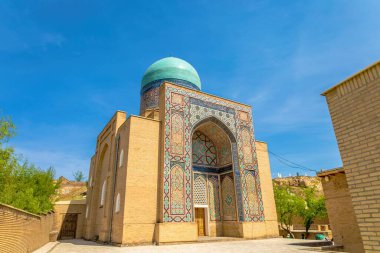 Semerkand, Özbekistan - 23 Nisan 2023: Komutan Amir Temur 'un eşlerinin mezarı - Shakhi Zinda