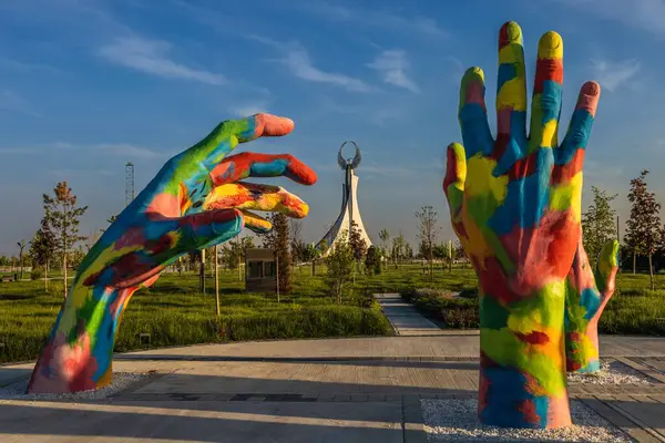 stock image Tashkent, Uzbekistan - April 19, 2023: Memorial of Freedom and Independence in the form of a pyramid on the square of the city park 