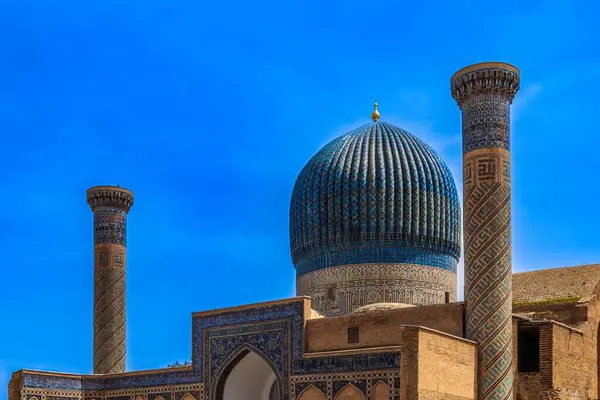 stock image Samarkand, Uzbekistan - April 23, 2023: Mausoleum of the great commander Amir Temur