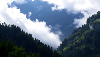 Dağların güzel manzarası