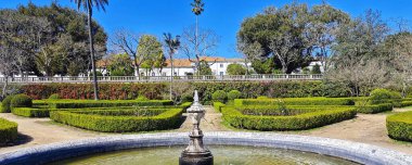 Portekiz 'deki eski güzel sintra kasabasının manzarası