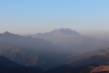 Dağların güzel manzarası